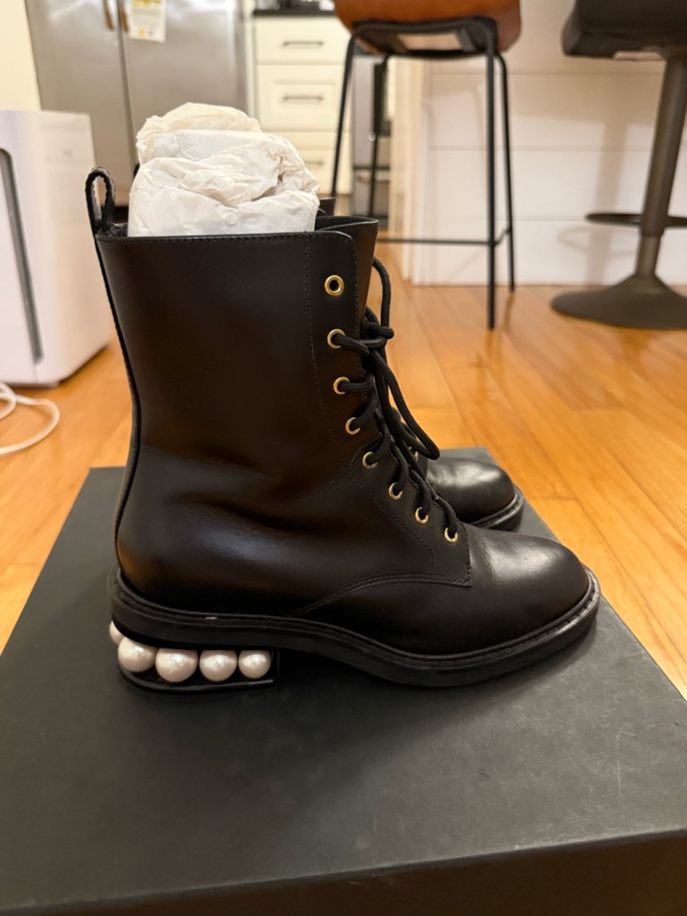 Nicholas Kirkwood Casati Pearl Combat Boots Black Leather Size 37 / US 6.5